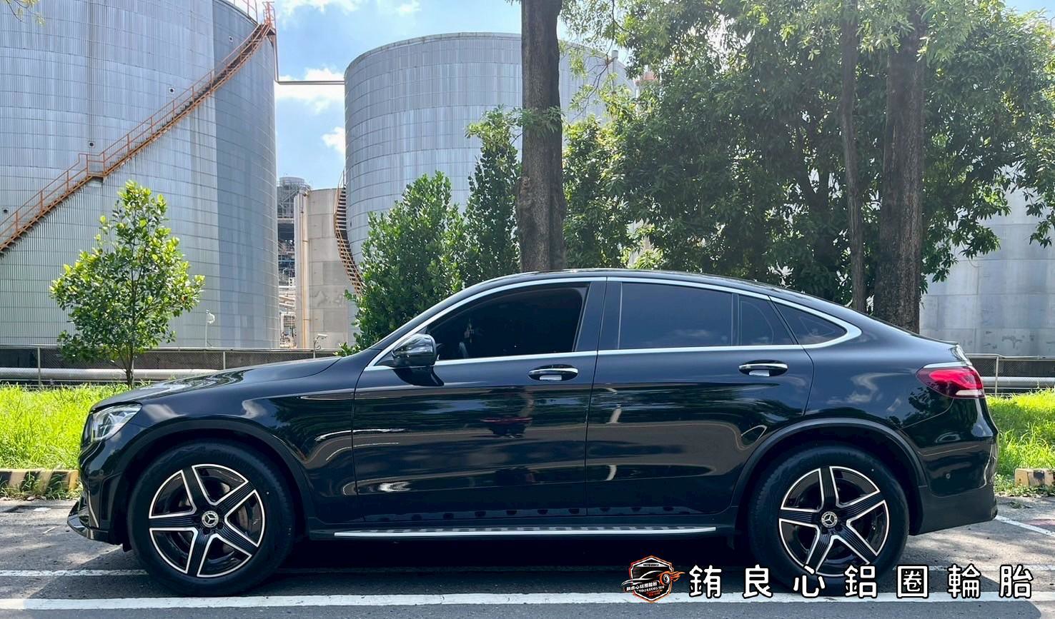 恭喜Benz GLC300車主升級更換AMG原廠夜色GLC C254 X254大框胎一套的第8張圖片